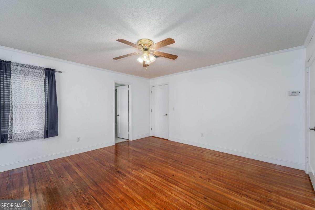 701 Van Streat Nicholls - Photo 13