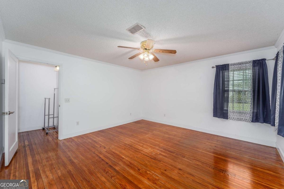 701 Van Streat Nicholls - Photo 18