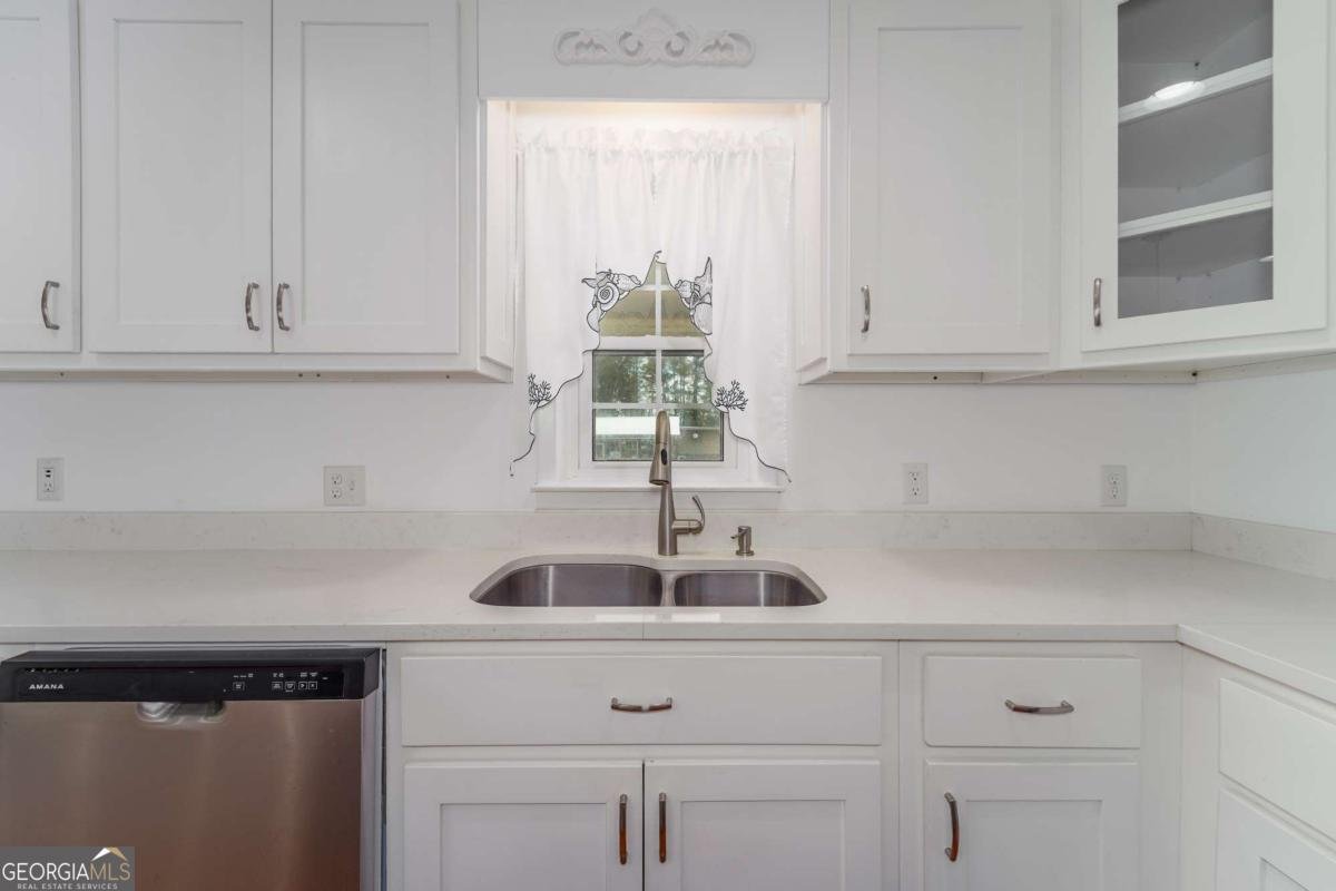 701 Van Streat Nicholls - Photo 32