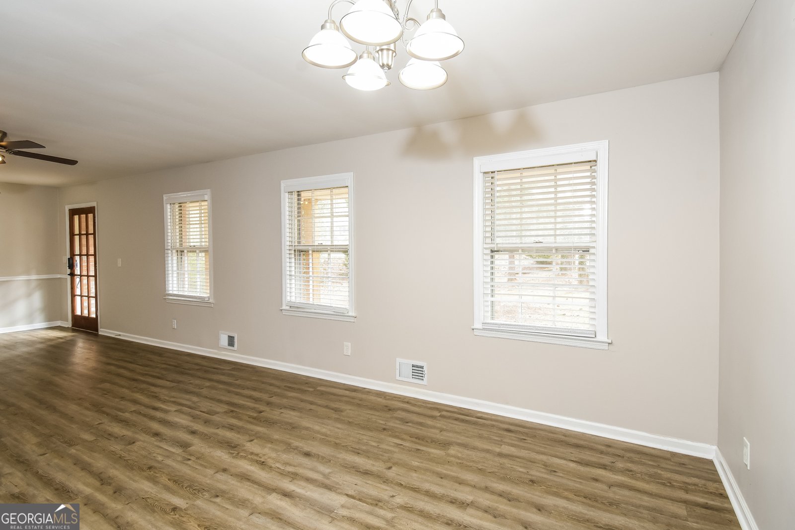 6794 Hembree Drive Austell - Photo 6