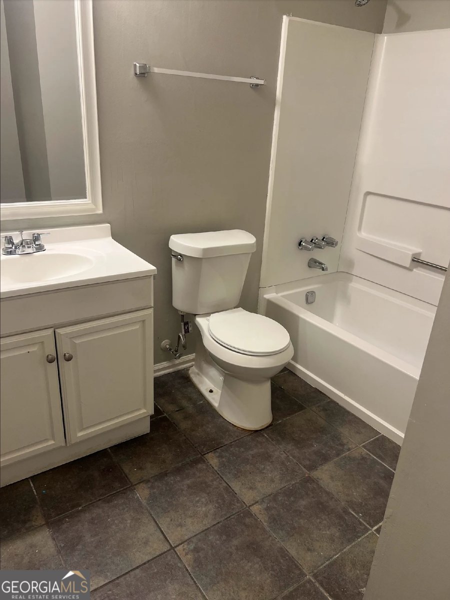 5441 Biffle Court Stone Mountain - Photo 10