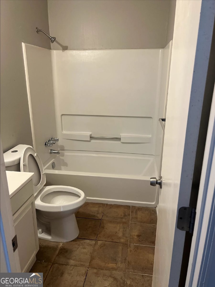 5441 Biffle Court Stone Mountain - Photo 12