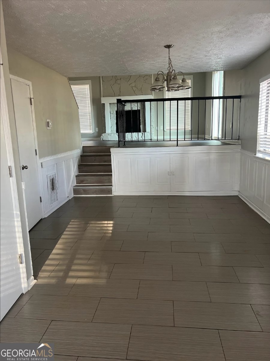 5441 Biffle Court Stone Mountain - Photo 6