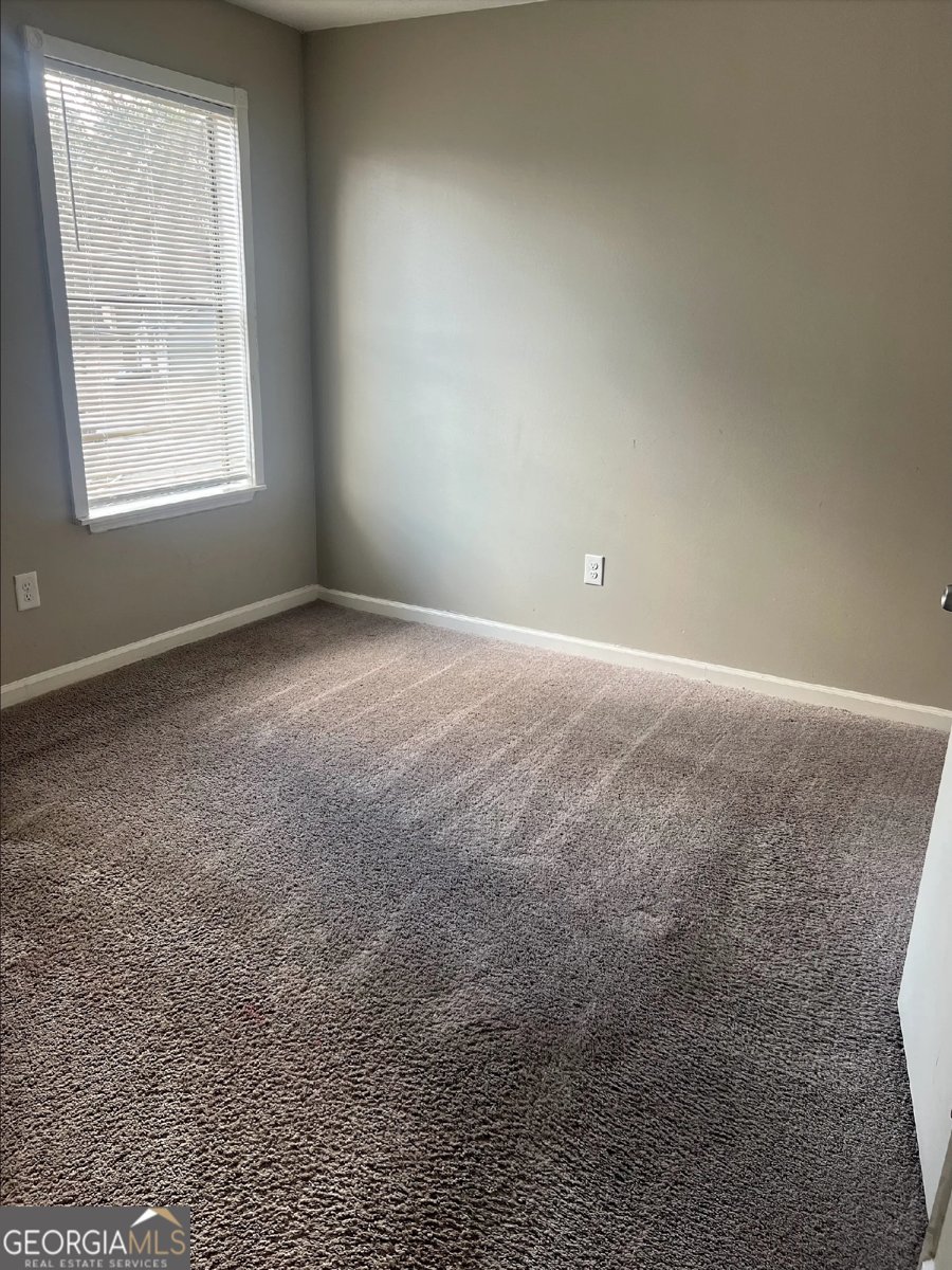 5441 Biffle Court Stone Mountain - Photo 8