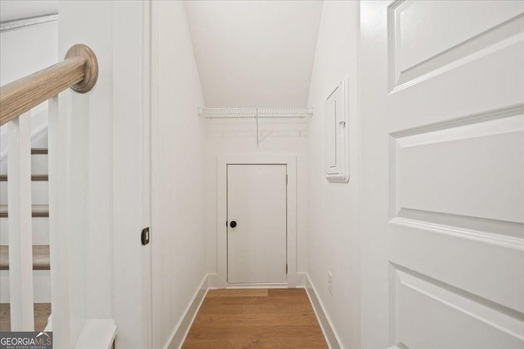 8330 Creekside Overlook Drive Gainesville - Photo 11