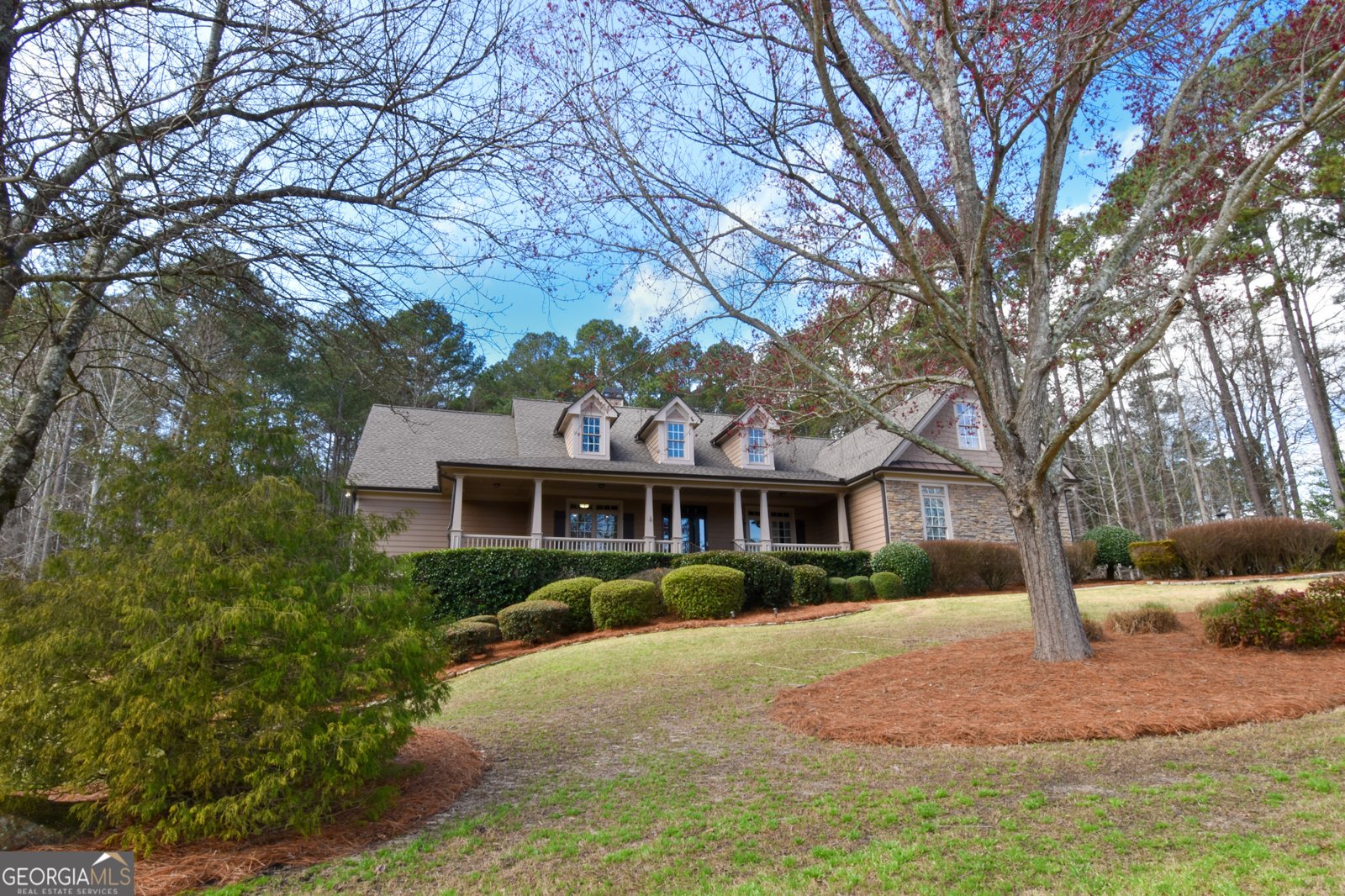 208 Chandler Walk Loganville - main photo