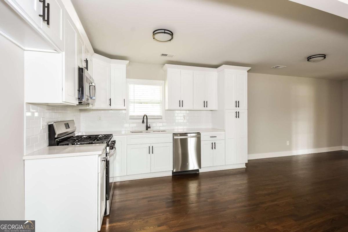 313 Linda Drive Tucker - Photo 11