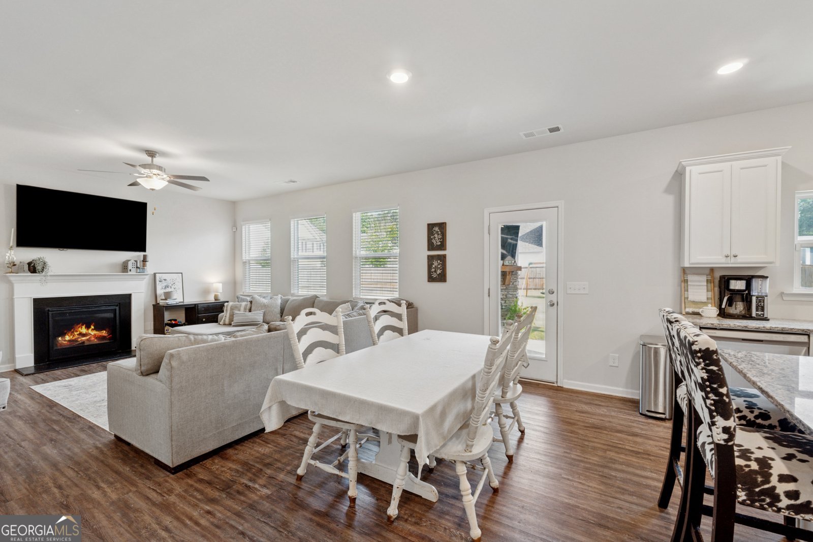 701 Woodward Court Canton - Photo 7