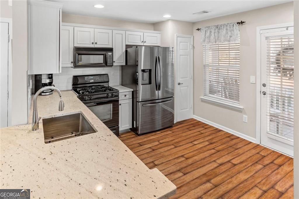 369 Hiawassee Drive Woodstock - Photo 12