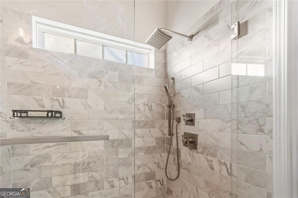 369 Hiawassee Drive Woodstock - Photo 8