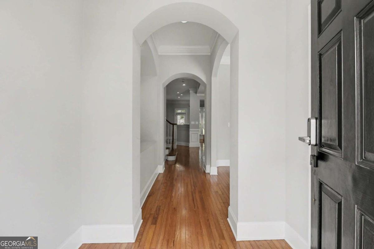 1201 Village Terrace Court Atlanta - Photo 7