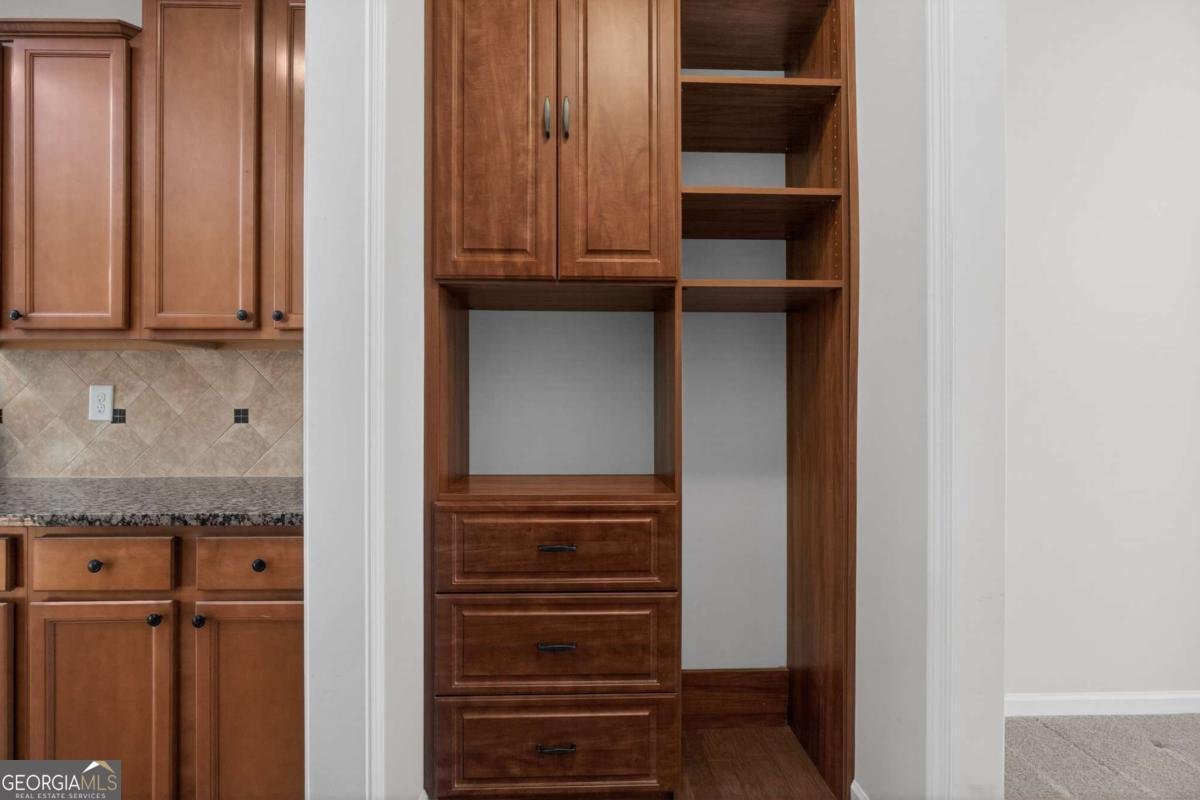 2935 Goldfinch Circle Marietta - Photo 8