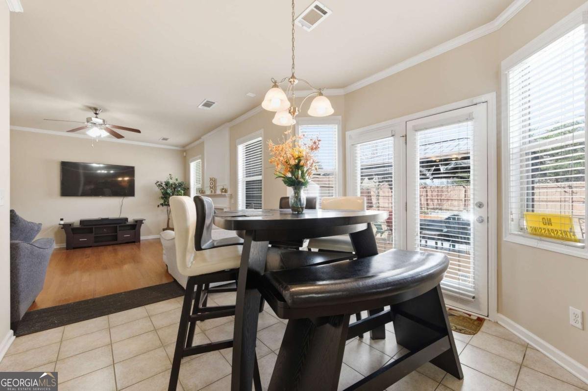 7400 Toccoa Circle Union City - Photo 11