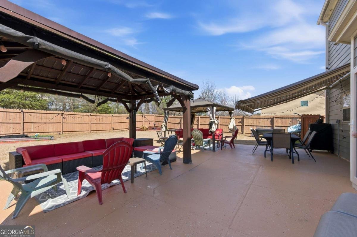 7400 Toccoa Circle Union City - Photo 32