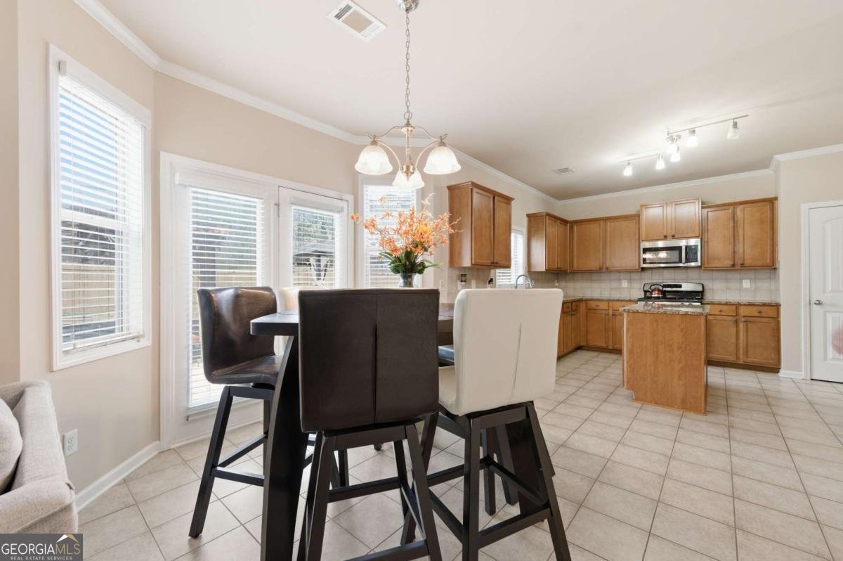 7400 Toccoa Circle Union City - Photo 8