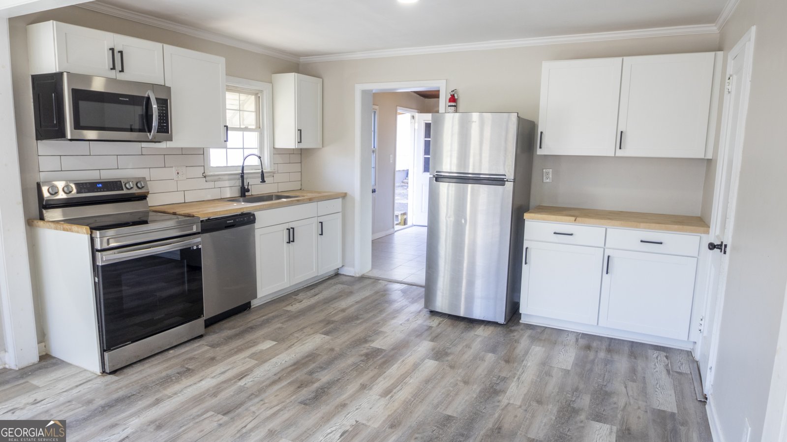 2541 Jewel Street East Point - Photo 8