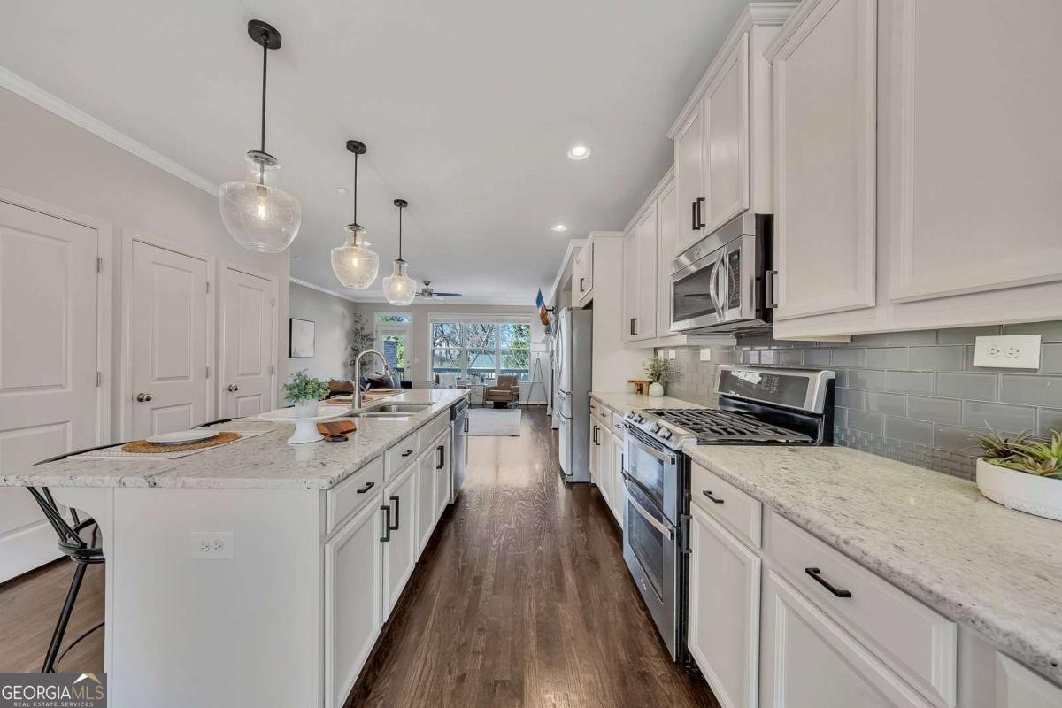 1389 Hawthorne Avenue Smyrna - Photo 11