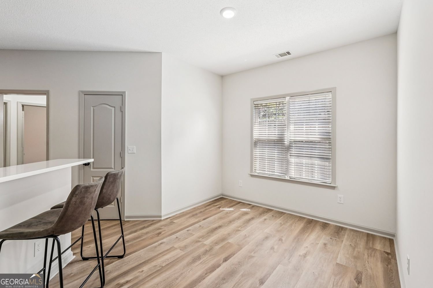 121 Woodland Manor Temple - Photo 18