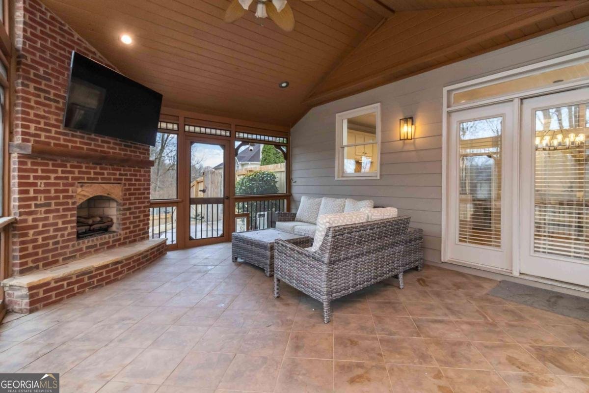 645 Summerwind Way Suwanee - Photo 36