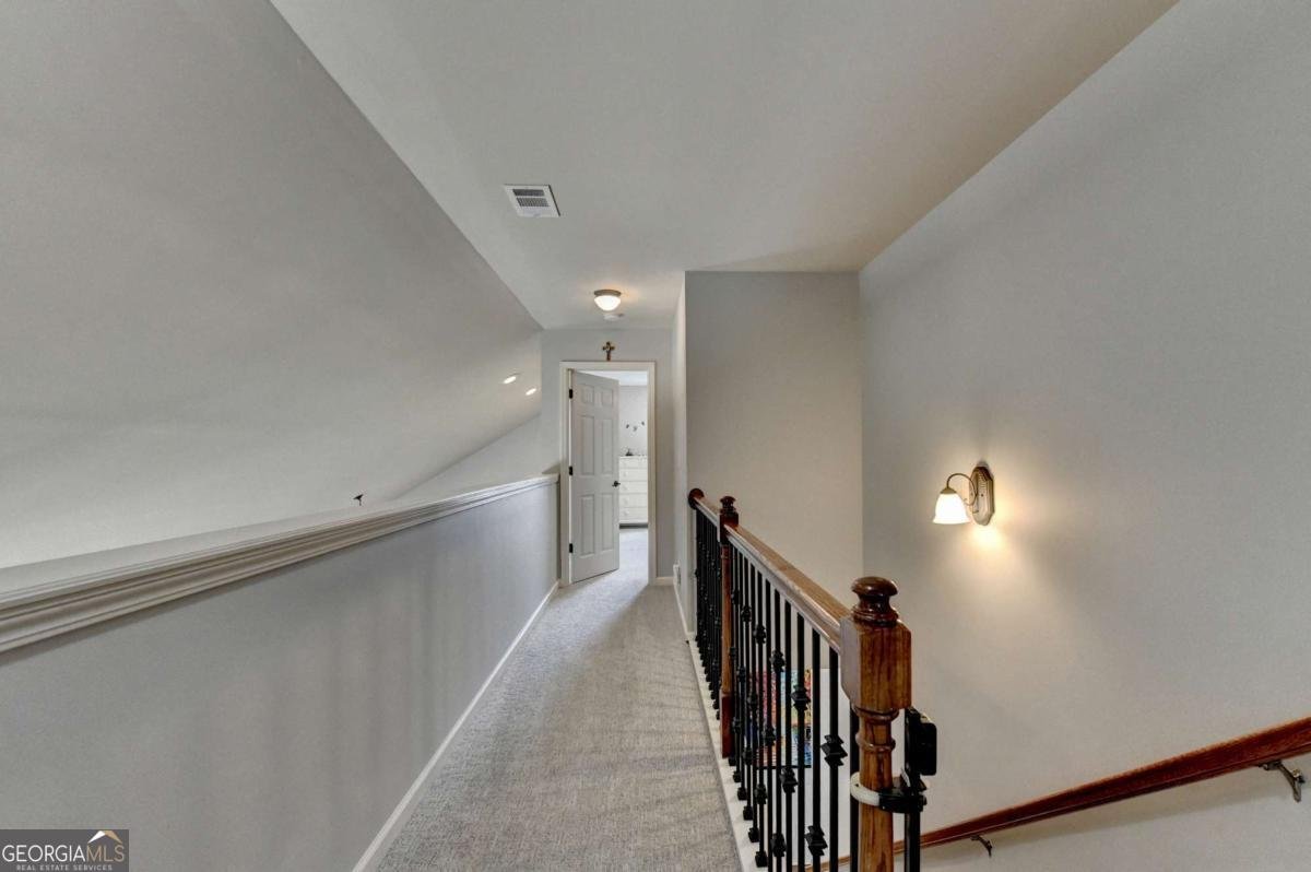 6560 Oak Highlands Court Cumming - Photo 13