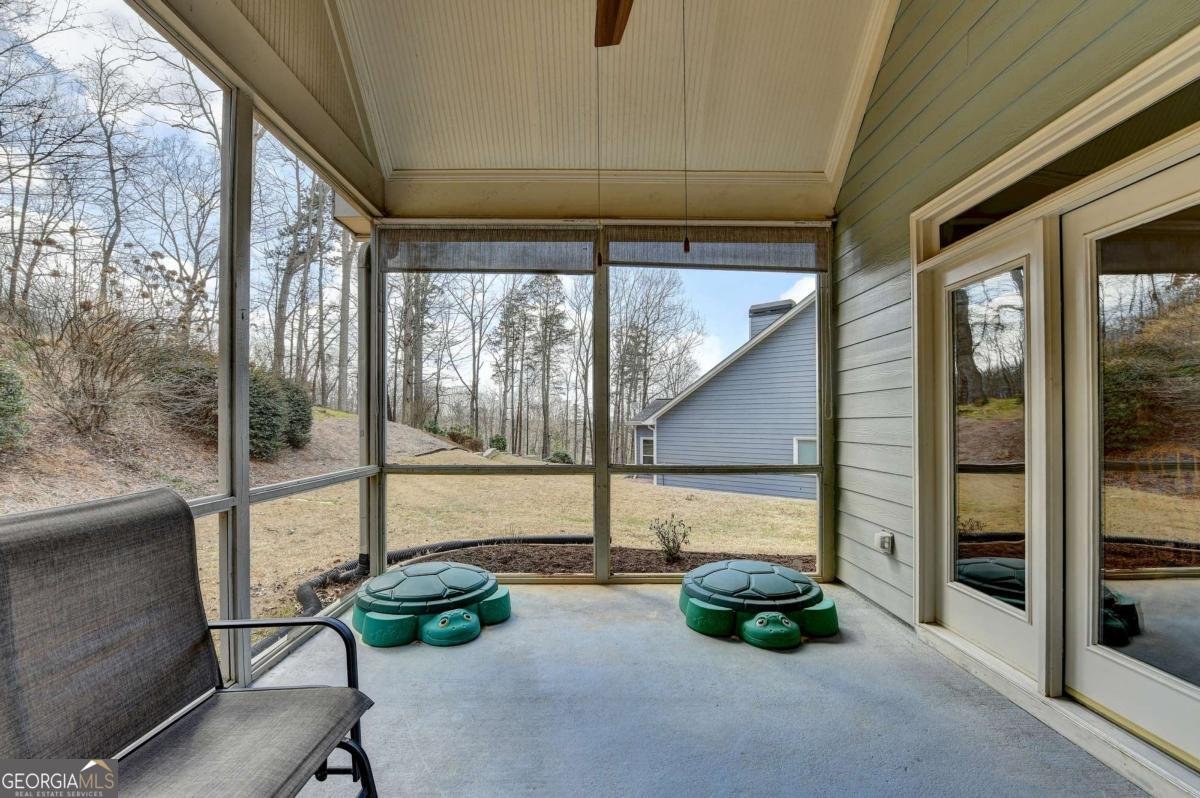 6560 Oak Highlands Court Cumming - Photo 17