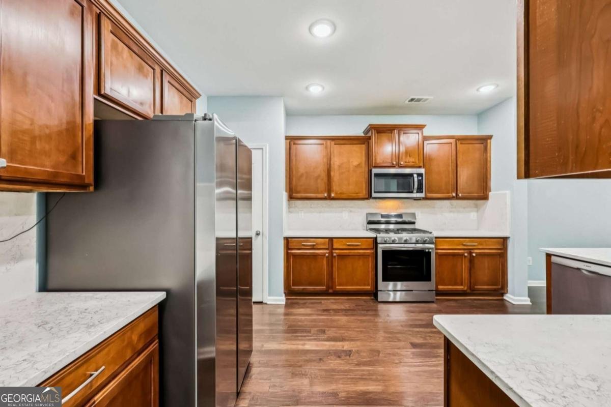 6879 Downs Avenue Johns Creek - Photo 11