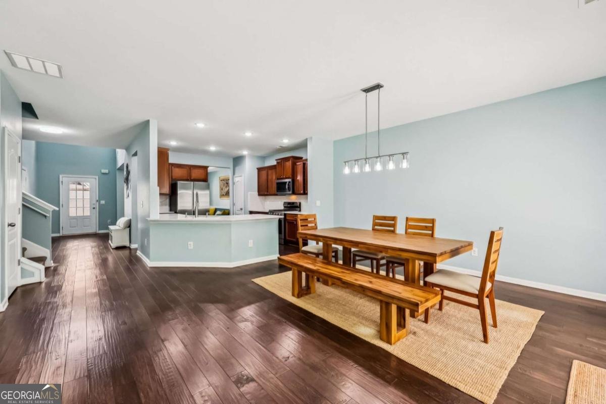 6879 Downs Avenue Johns Creek - Photo 8