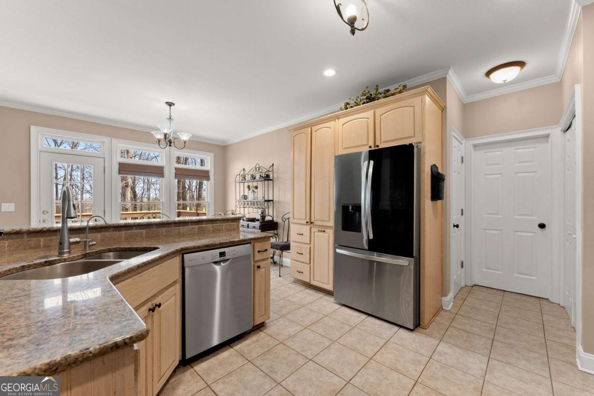 5812 Shadow Oaks Drive Murrayville - Photo 17