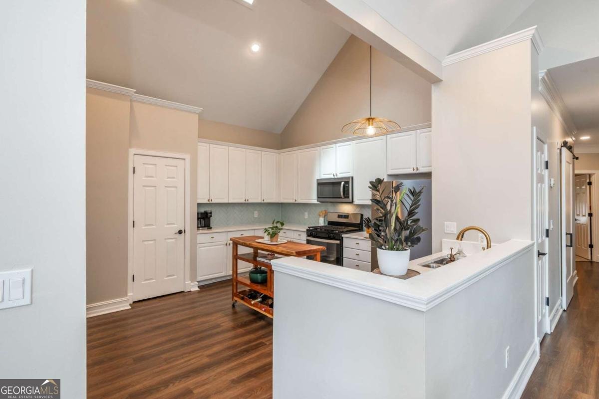 704 Gardenside Circle Marietta - Photo 11