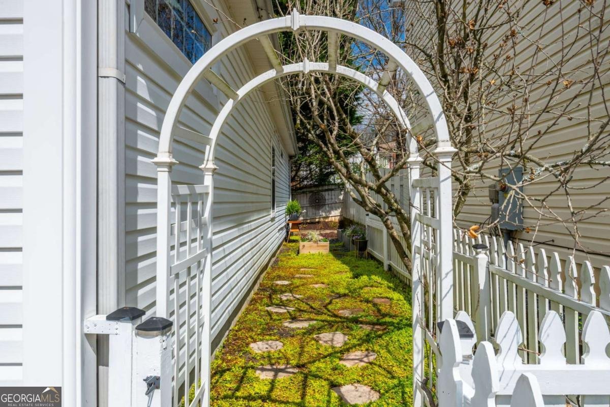 704 Gardenside Circle Marietta - Photo 35