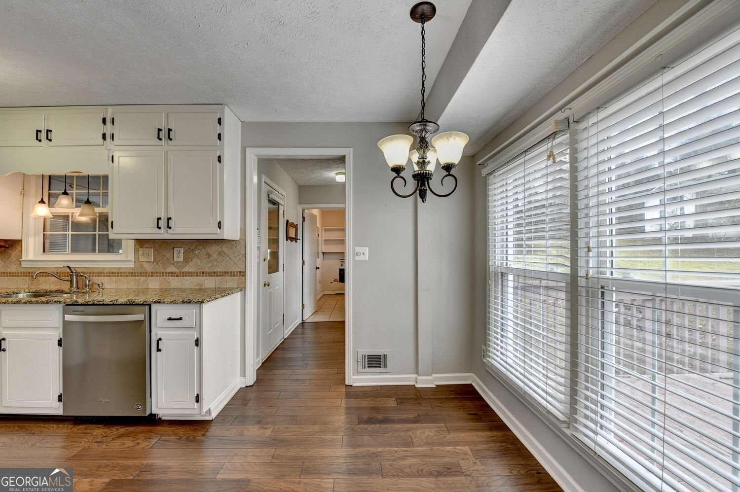 2325 Sussex Court Snellville - Photo 14