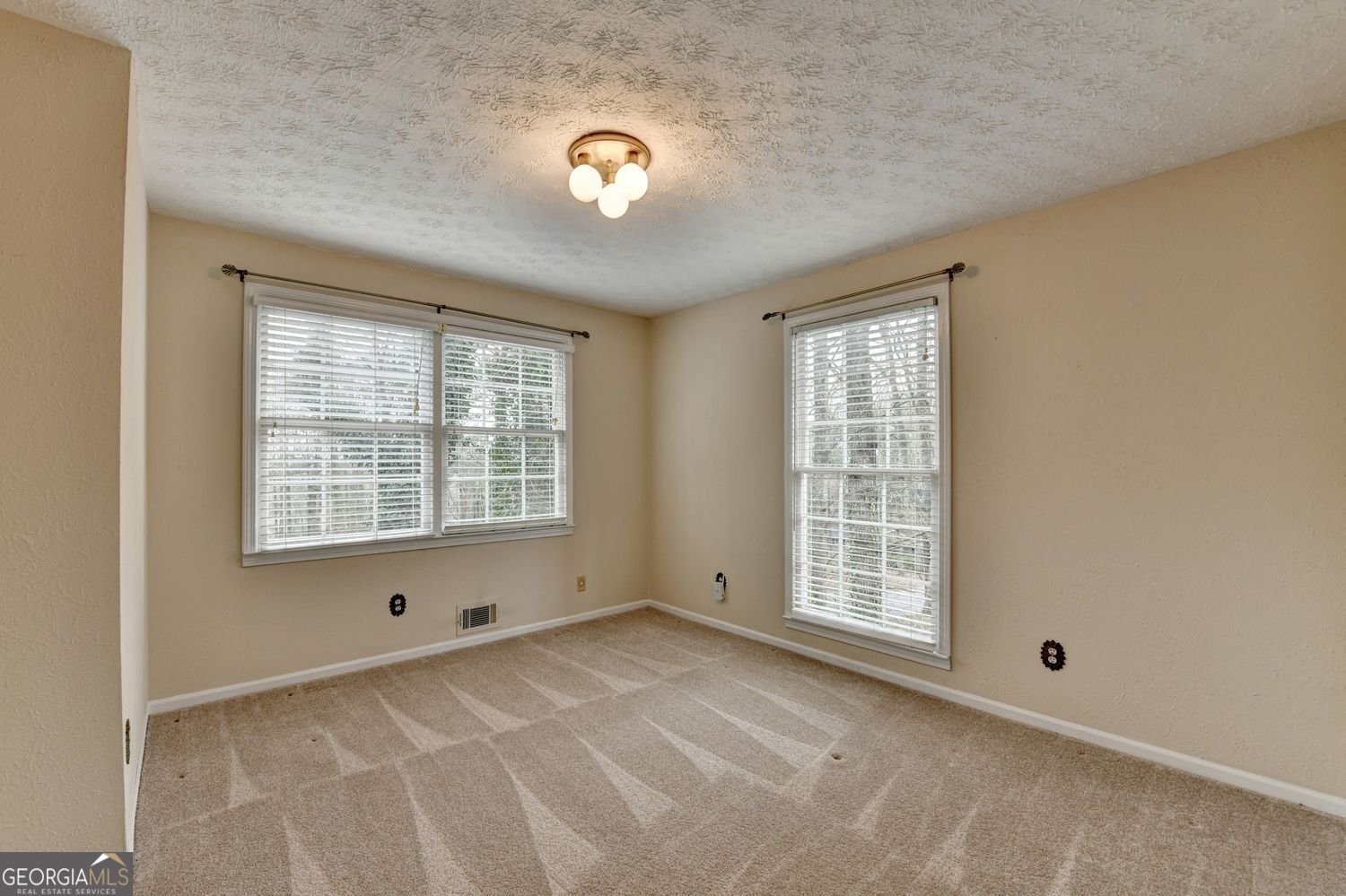 2325 Sussex Court Snellville - Photo 19