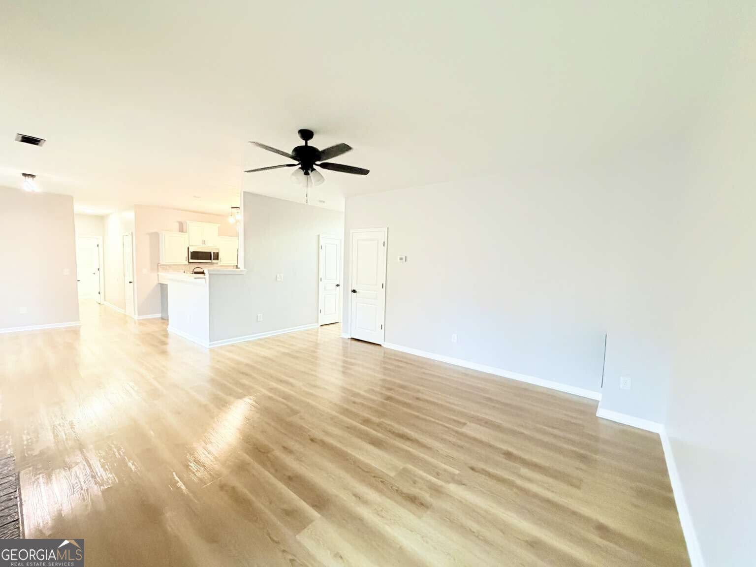 353 Madison Avenue Hampton - Photo 10