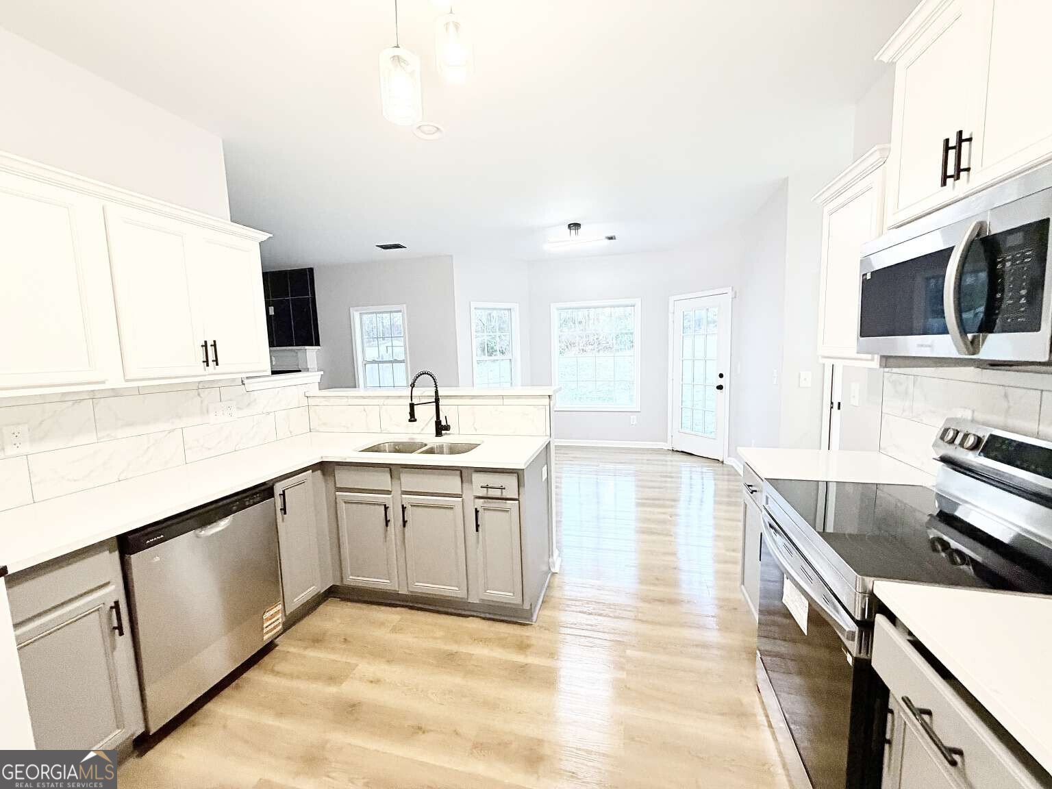 353 Madison Avenue Hampton - Photo 7