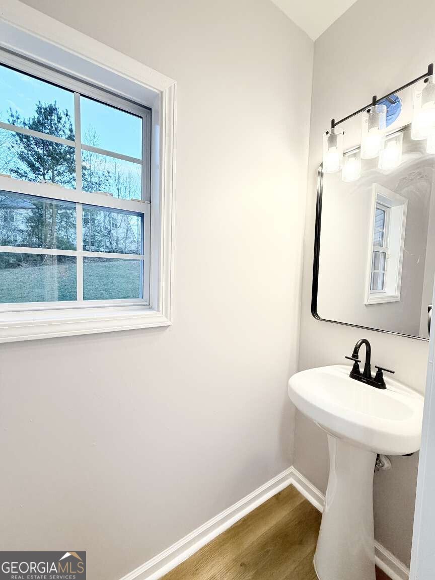 353 Madison Avenue Hampton - Photo 8