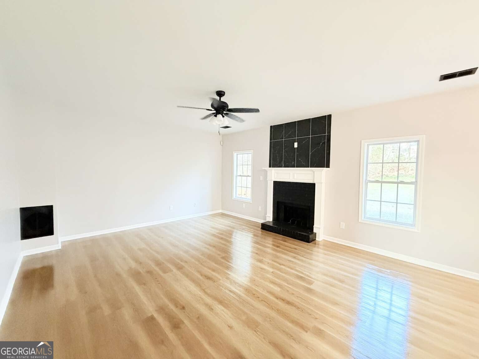 353 Madison Avenue Hampton - Photo 9