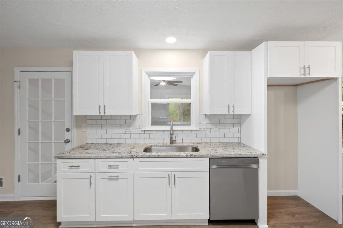 4471 Myrtle Hill Road Kennesaw - Photo 14