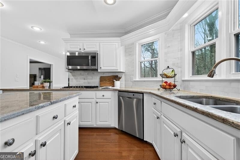 5653 Creekside Drive Peachtree Corners - Photo 9