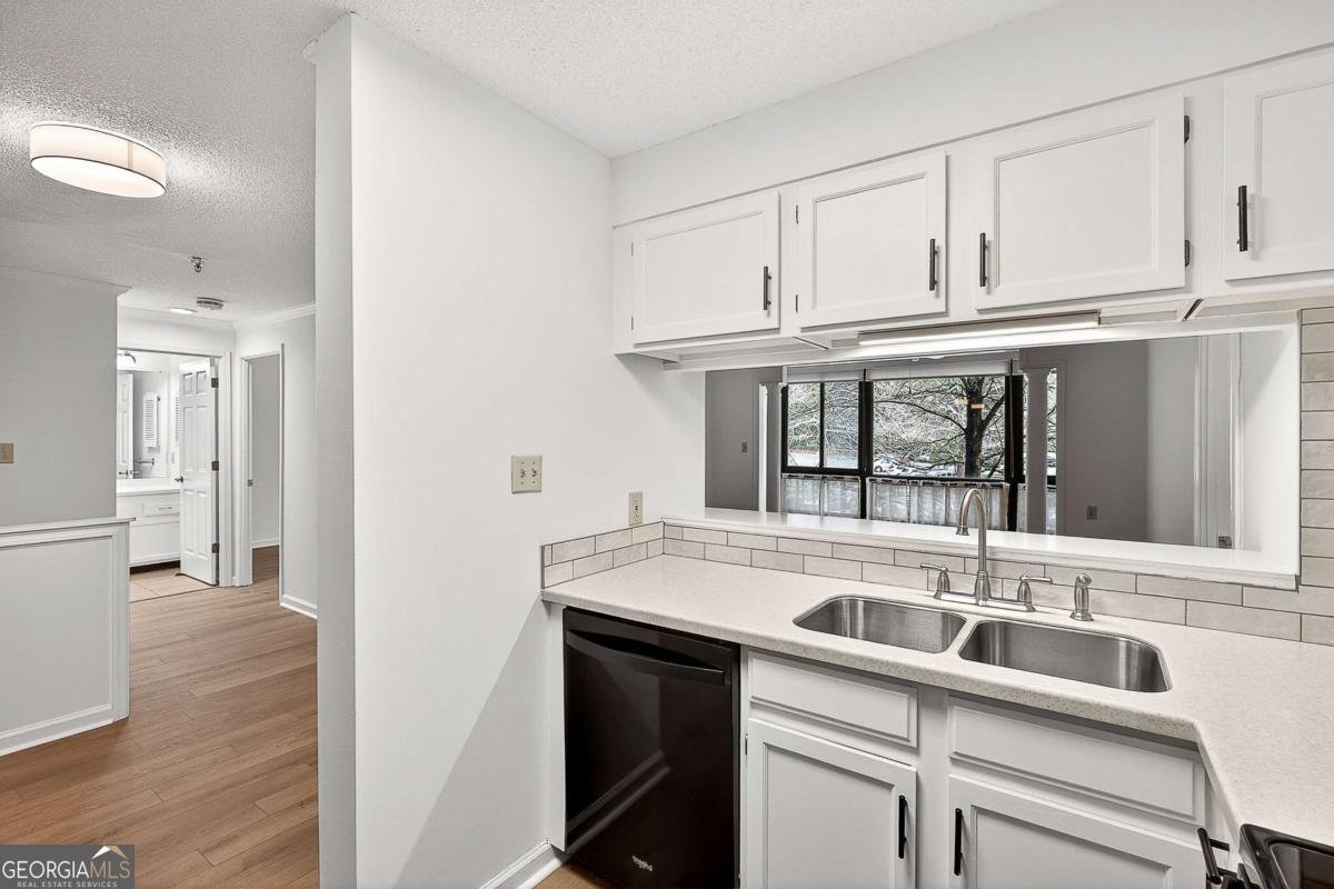 1800 Clairmont Lake Decatur - Photo 14