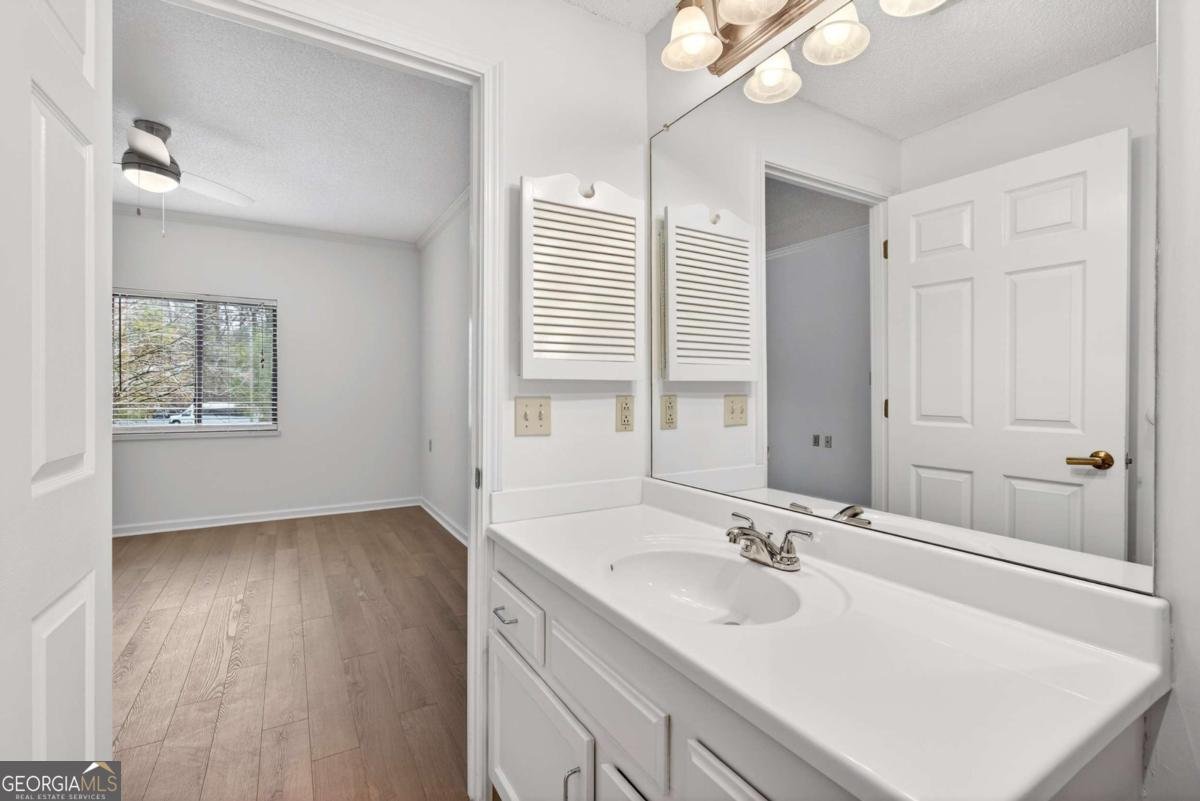 1800 Clairmont Lake Decatur - Photo 31