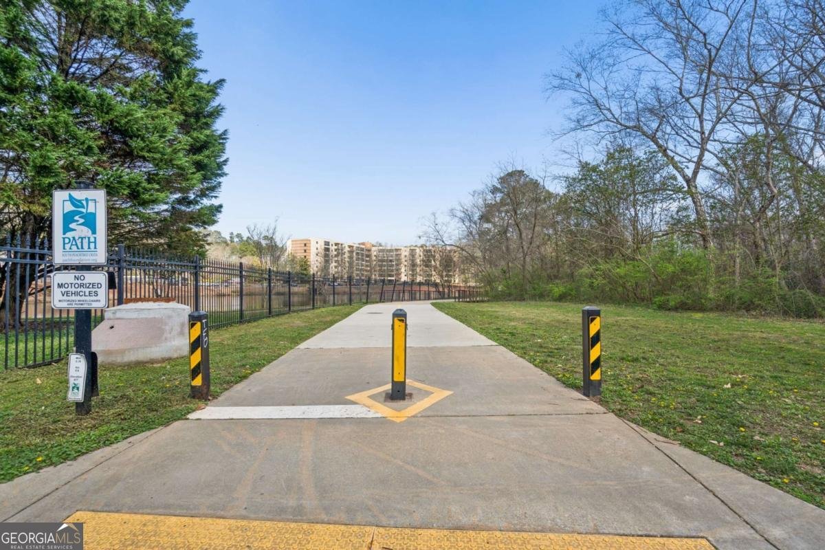 1800 Clairmont Lake Decatur - Photo 68