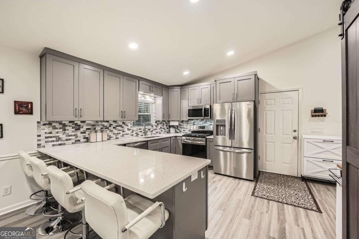 206 EAGLES NEST Drive Canton - Photo 11