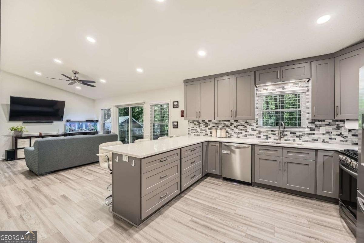 206 EAGLES NEST Drive Canton - Photo 12