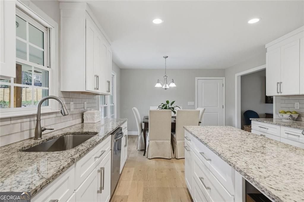 1562 Hillhaven Drive Marietta - Photo 6