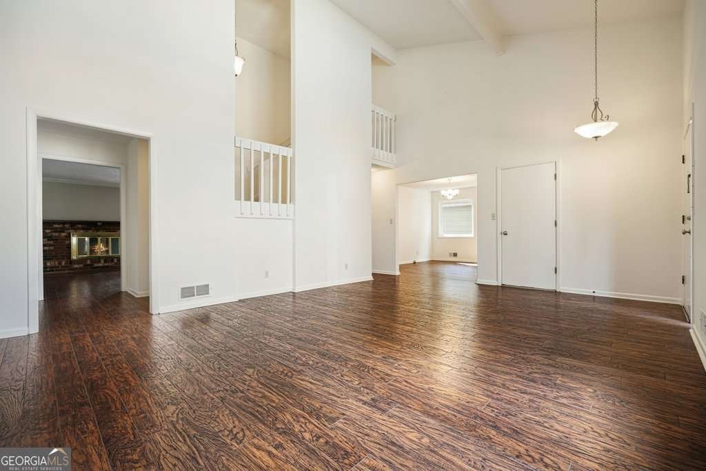 300 Cruise Court Roswell - Photo 7