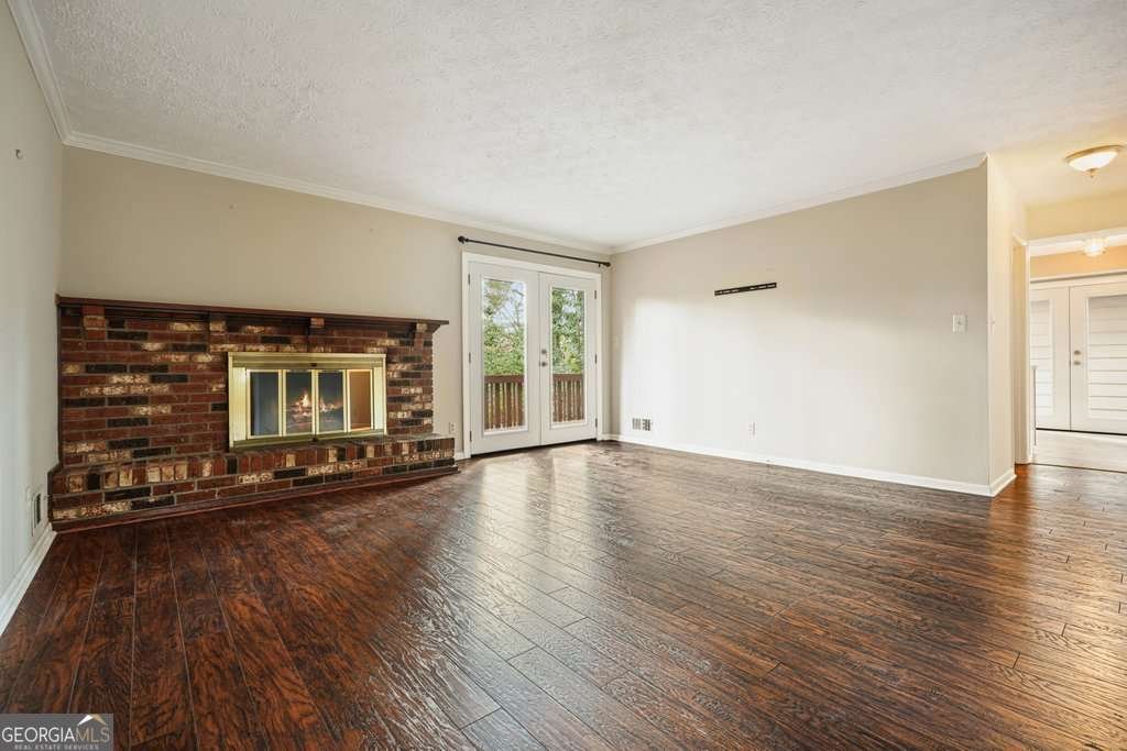 300 Cruise Court Roswell - Photo 8