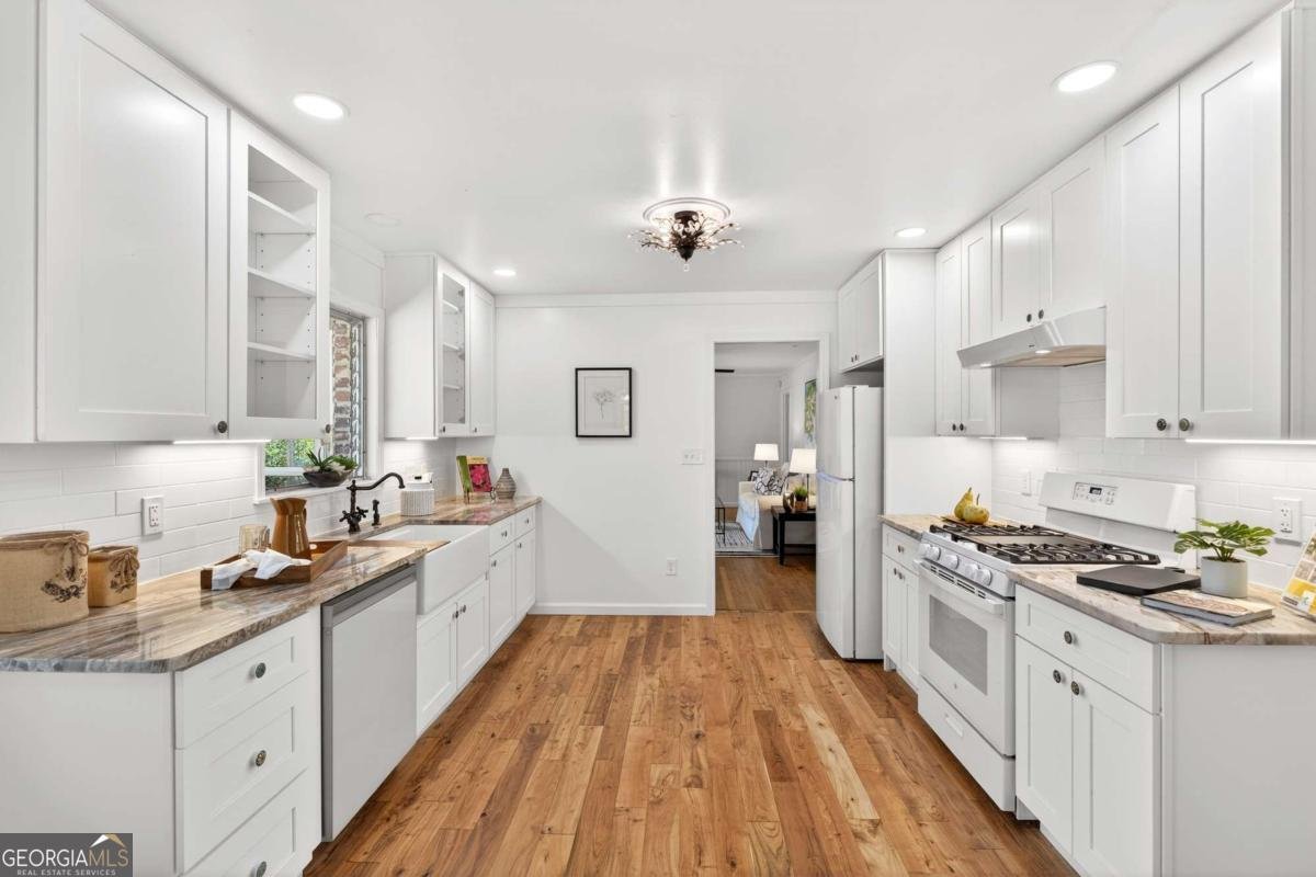 2075 Lavista Circle Tucker - Photo 9