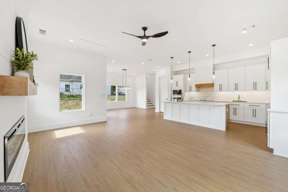 405 Marys Path Loganville - Photo 8