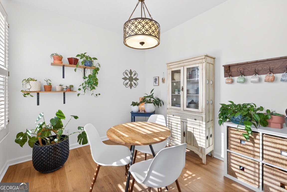 6364 Shoreview Circle Flowery Branch - Photo 18