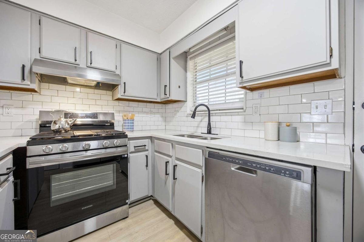 6727 Trafalger Square Norcross - Photo 8